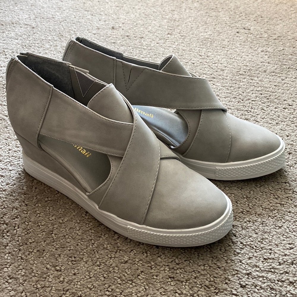 Gray Jolimall Wedges, size 7, Never Worn, comes in original packaging